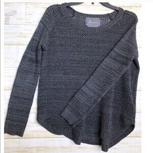 PAPER CRANE Heathered Grey Square Knit Sweater